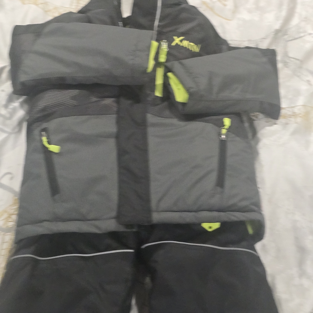 XMTN Kids Gray and Black Winter Jacket and Pants Set (NEW, Never Worn)